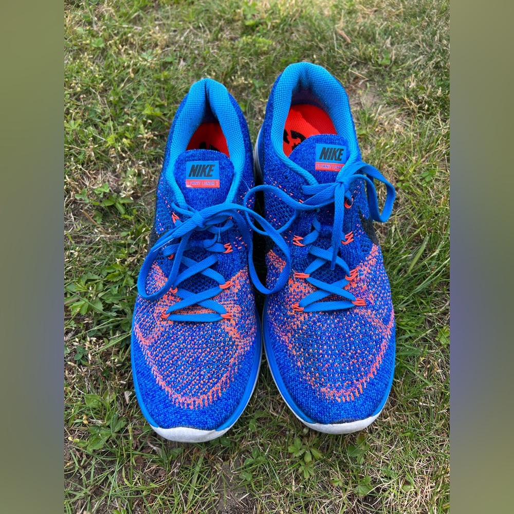 size 10 Nike Men’s Flyknit Lunar 3 Blue Shoe Sneaker - 698181-405